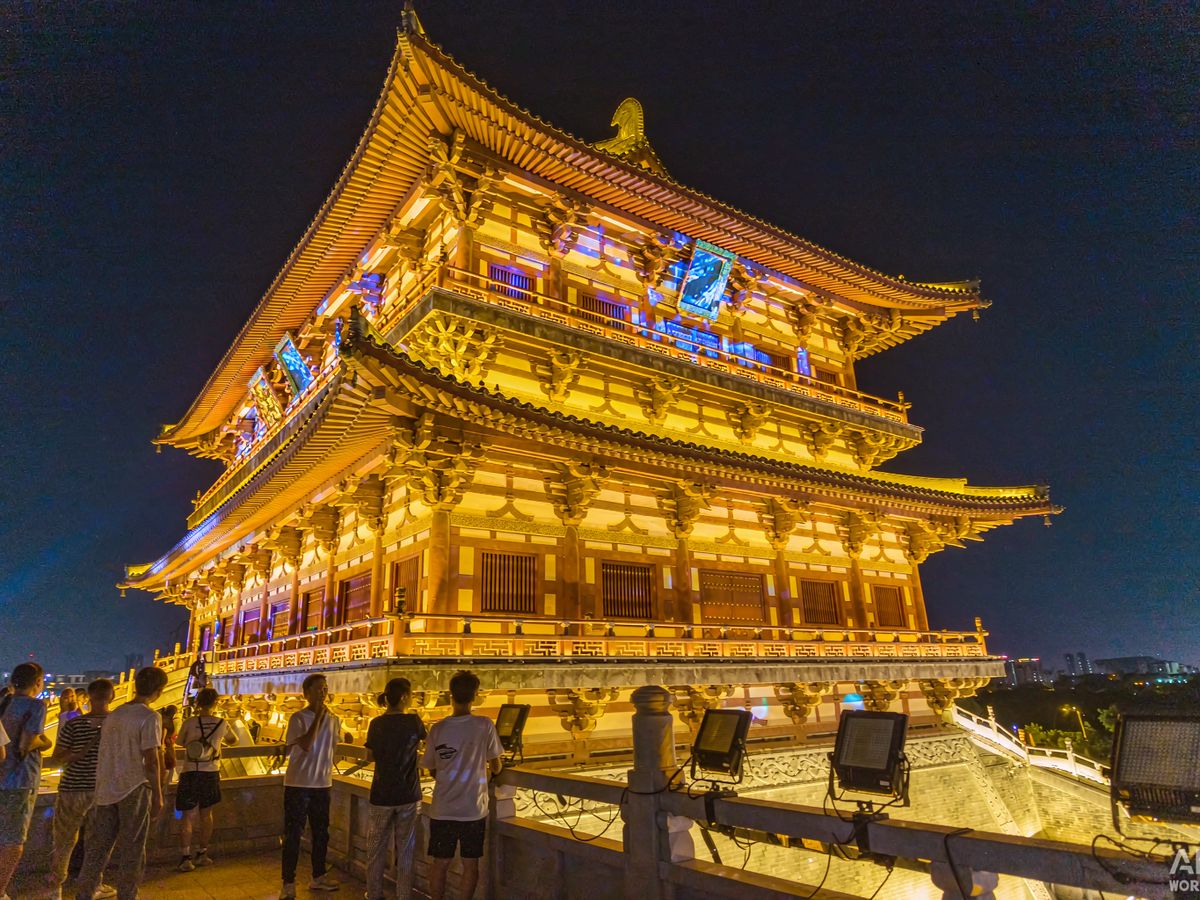 西安大唐不夜城文旅灯光装置项目